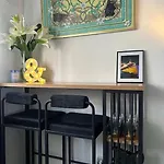 Piso De Lujo Con Patio Y Piscina Privada