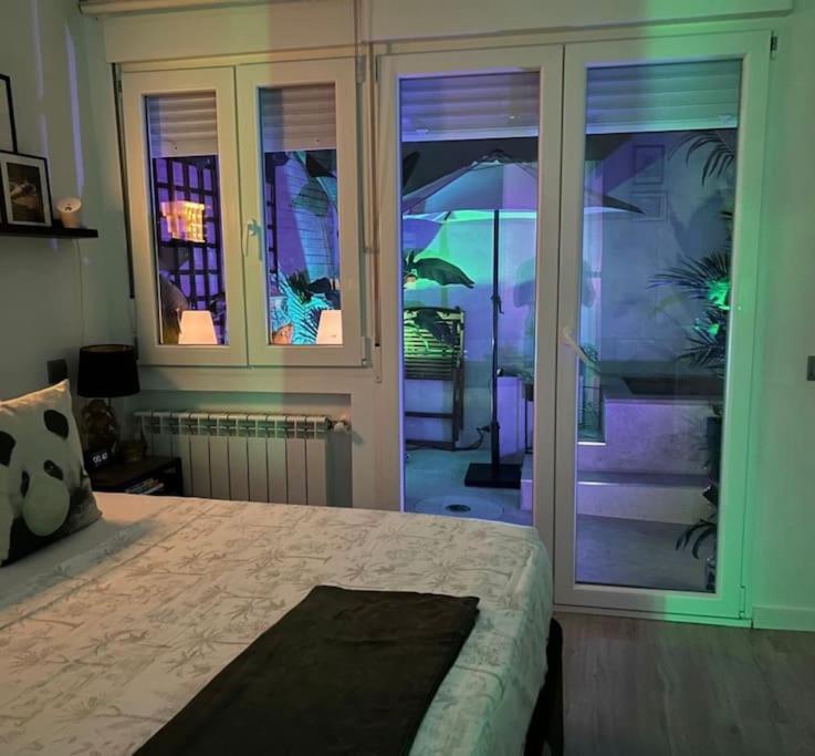 Apartamento Piso De Lujo Con Patio Y Piscina Privada
